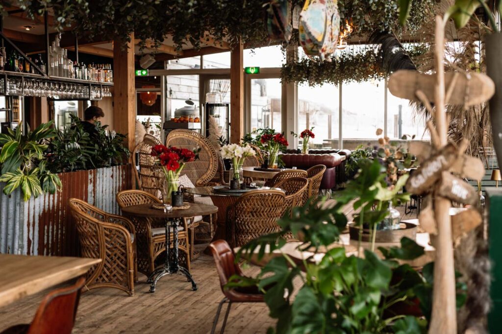 R Port | Strandtent Hoek van Holland